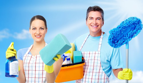Calendar and checklist for confirmed cleaning appointment
